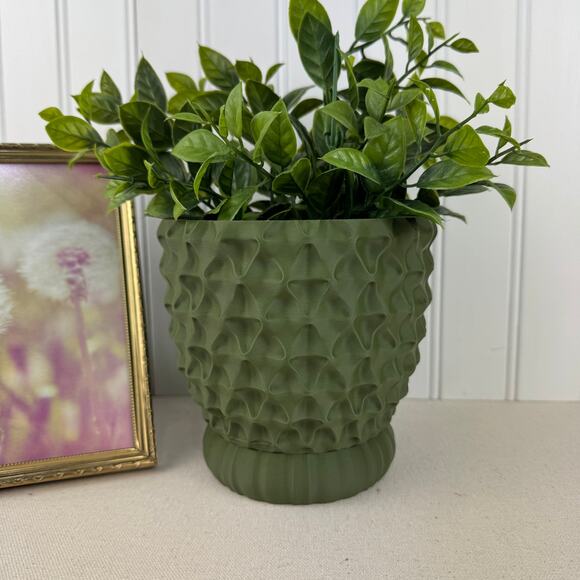 Tri-Wave Planter Pot, Indoor Flower Pot - Picture 1 of 10
